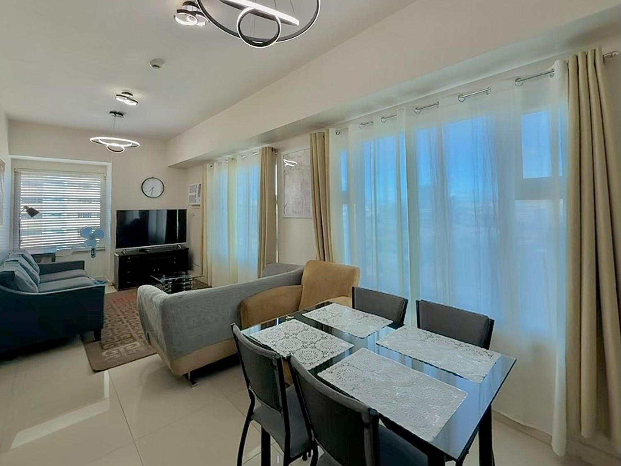 8 Adriatico Staycation Manila Exteriér fotografie